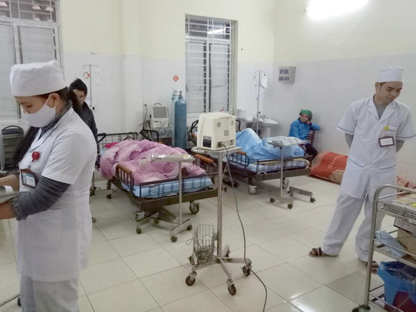 Vụ ngộ độc cỗ cưới ở Hà Giang: Số người nhập viện tiếp tục tăng ảnh 1