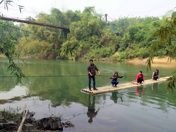Tuyên Quang: Cầu treo bất ngờ đứt cáp, hàng chục học sinh hoảng loạn ảnh 3