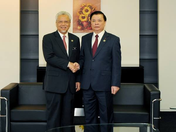 Việt Nam chia sẻ kinh nghiệm ở Hội nghị hẹp Bộ trưởng Tài chính ASEAN ảnh 2