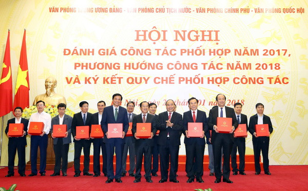 Thủ tướng: Tham mưu vì lợi ích chung, kiên quyết chống tham nhũng ảnh 3