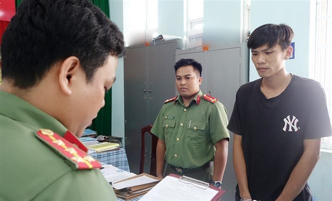 An Giang: Bắt đối tượng nhận sửa chữa và mua bán vũ khí quân dụng ảnh 1