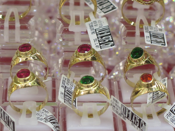 Bắt đối tượng gây ra hàng loạt vụ lừa đảo chiếm đoạt tài sản ở Hà Nội ảnh 1