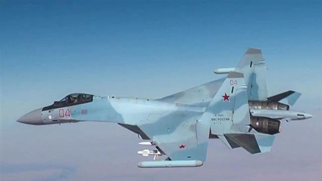 Chiến đấu cơ của Nga chặn máy bay do thám trên Biển Baltic ảnh 1