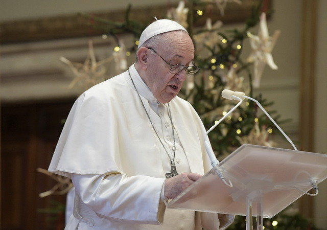 Giáo hoàng Francis. (Ảnh: AFP/TTXVN) Giáo hoàng Francis và Ngoại trưởng Đức kêu gọi ngừng giao tranh ảnh 1