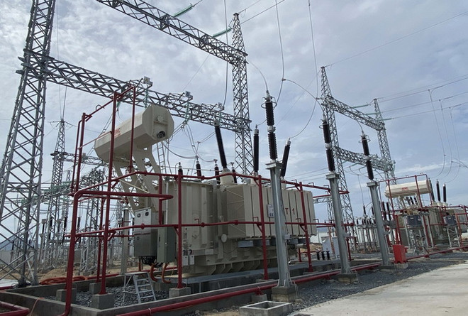 Chuẩn bị đóng điện 2 dự án nâng công suất trạm biến áp 220kV ảnh 1