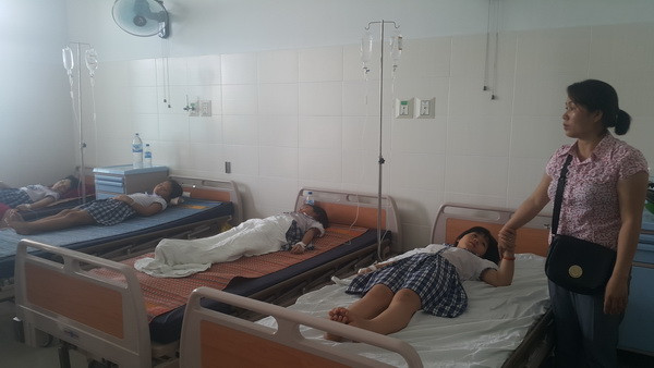 Xác định nguyên nhân 19 học sinh bị ngộ độc sau uống trà sữa ảnh 1