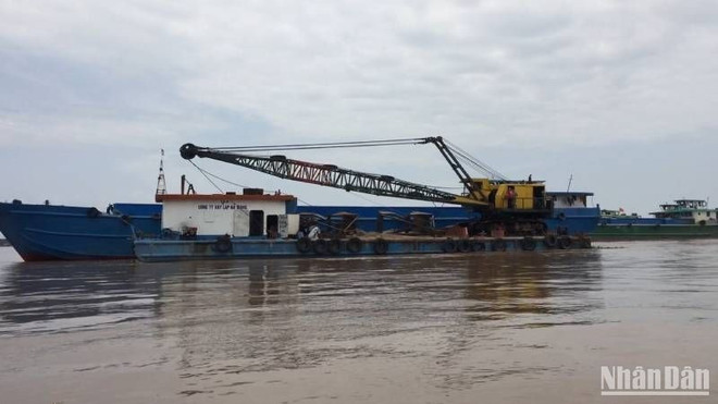 An Giang: Thu hồi các giấy phép khai thác cát sông không đúng quy định ảnh 1