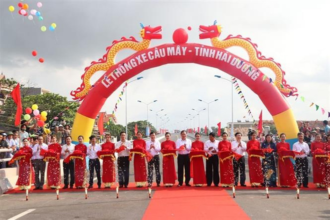 Thông xe cầu Mây kết nối giữa Quốc lộ 5 và Quốc lộ 18 ảnh 1