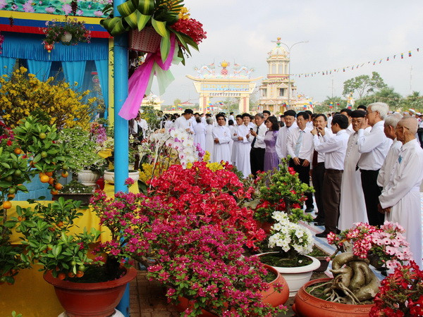 Hơn 80.000 người dự Đại Lễ Đức Chí Tôn ở Hội thánh Cao Đài ảnh 1
