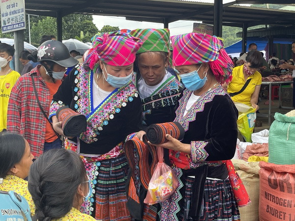 Hà Nội: Tháng Tư với “Sắc màu văn hóa các dân tộc Việt Nam” ảnh 1