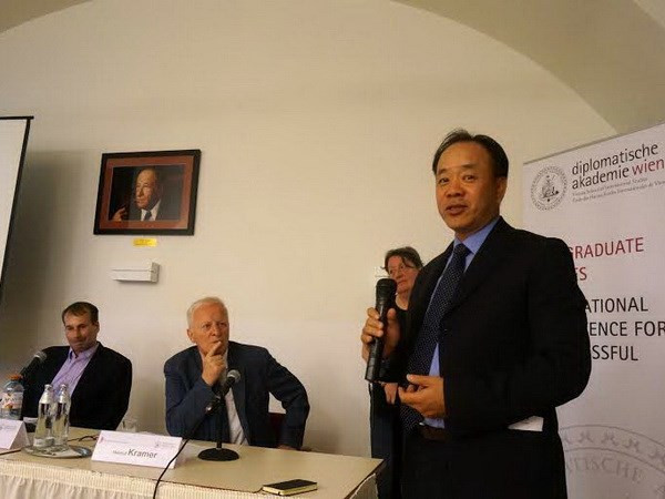 80 học giả, phóng viên tham dự hội thảo về Biển Đông tại Áo ảnh 1