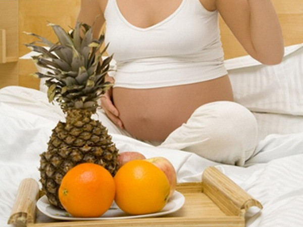 Mẹ bầu tăng cân nhiều dễ sinh con mắc bệnh tự kỷ ảnh 1