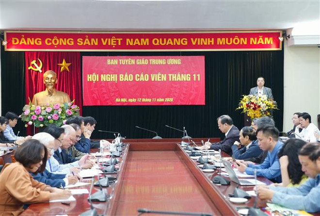 Quang cảnh Hội nghị. (Ảnh: Doãn Tấn/TTXVN) Xây dựng và phát triển văn hóa, con người là nhiệm vụ thường xuyên ảnh 1