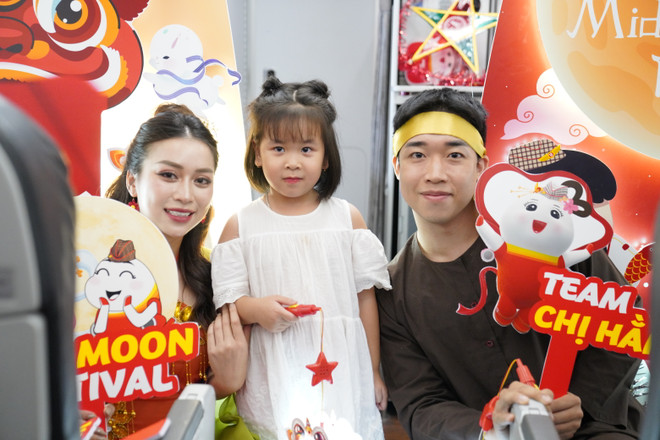 Đón Trung Thu với Chị Hằng, Chú Cuội trên các chuyến bay cùng Vietjet ảnh 3