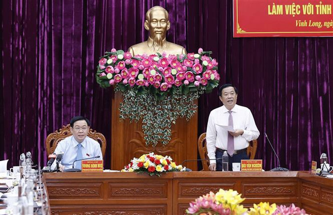 Chủ tịch Quốc hội làm việc với Ban Thường vụ Tỉnh ủy Vĩnh Long ảnh 2
