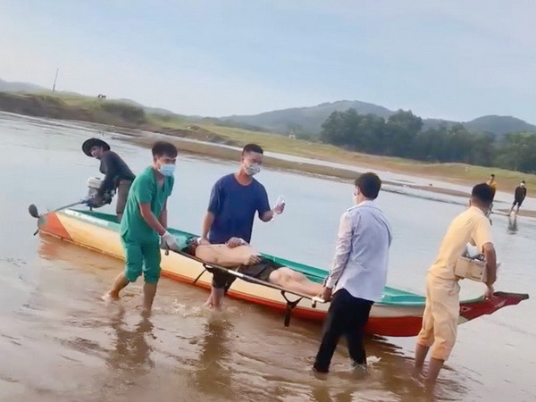 Đồng Nai: Lật thuyền trên hồ Đa Tôn làm 2 người mất tích ảnh 1