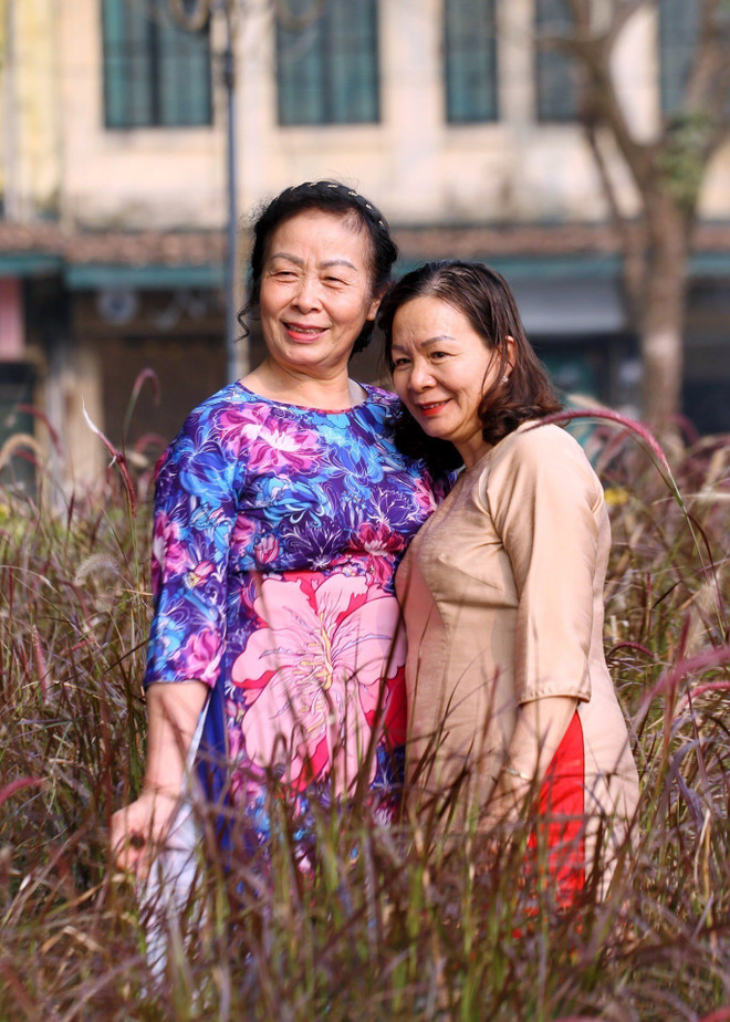 Chiêm ngưỡng vẻ đẹp của phụ nữ Thủ đô trong Tuần lễ Áo dài ảnh 5