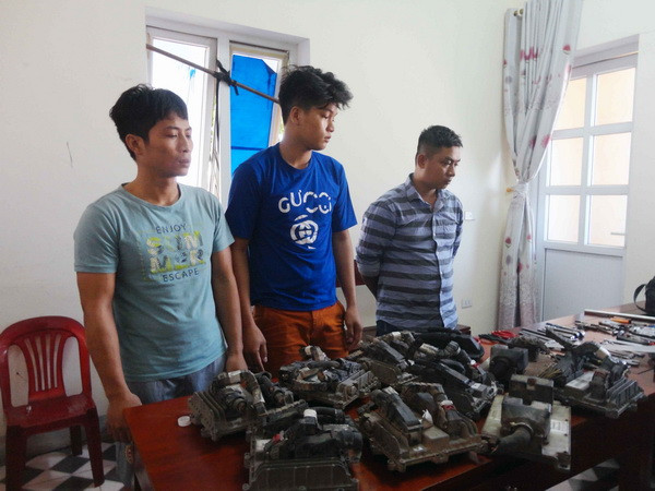 Hà Tĩnh: Bắt 3 đối tượng chuyên trộm hộp đen xe đầu kéo container ảnh 1