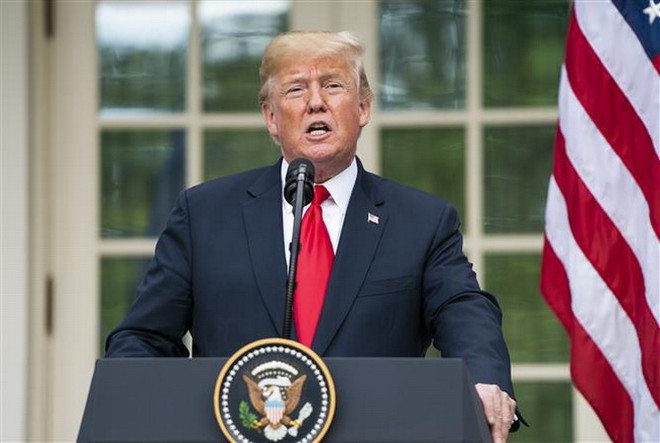 Tổng thống Mỹ Donald Trump dọa đóng cửa chính phủ liên bang ảnh 1