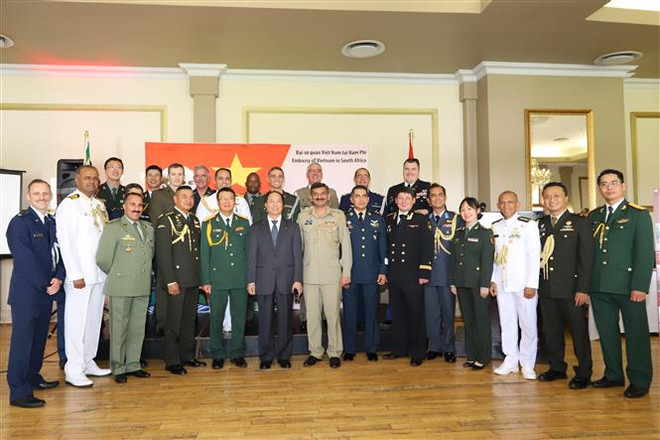 Kỷ niệm 75 năm ngày thành lập Quân đội Nhân dân Việt Nam tại Nam Phi ảnh 1