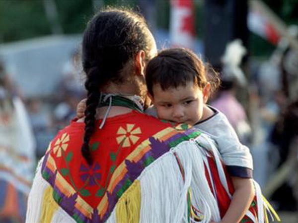 Chính phủ Canada bị cáo buộc phân biệt đối xử với trẻ da đỏ bản địa ảnh 1