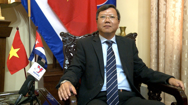 Ông Lê Quang Long, Đại sứ được bổ nhiệm tại Cộng hòa Cuba, trả lời phỏng vấn TTXVN trước thềm chuyến thăm của Phó Thủ tướng Chính phủ Trần Lưu Quang. (Ảnh: Mai Phương/TTXVN) ttxvn_1204_le quang long.jpg