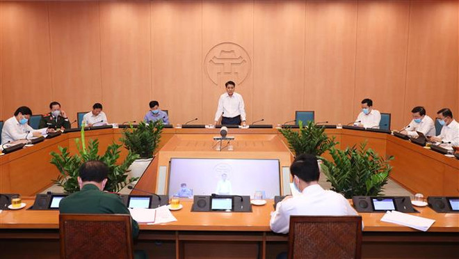 Hà Nội tạm dừng các dịch vụ, kinh doanh mặt hàng không thiết yếu ảnh 2