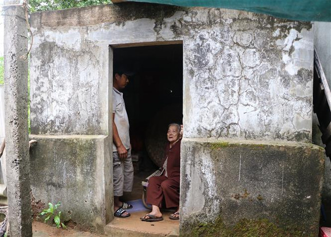 Nhiều hộ dân vùng ven biển Quảng Ngãi xây hầm trú bão ảnh 1