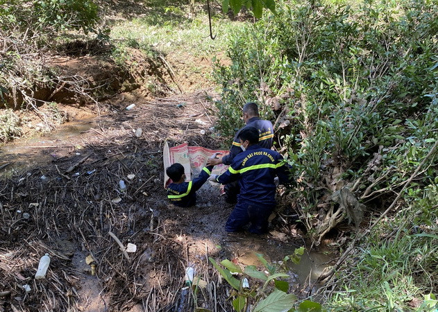 Bình Phước: Tìm thấy thi thể nữ sinh sau 2 ngày bị nước cuốn mất tích ảnh 1