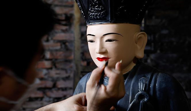 Làng nghề đồ thờ Sơn Đồng nhộn nhịp chuẩn bị hàng dịp Tết ảnh 3