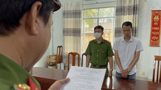An Giang: Tạm giam 2 đối tượng mua bán hóa đơn, chiếm đoạt ngân sách ảnh 1