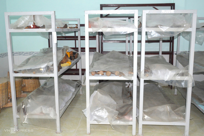 Hơn 65.000 cổ vật chất trong kho, Cà Mau 'đau đầu' tìm cách tháo gỡ ảnh 1
