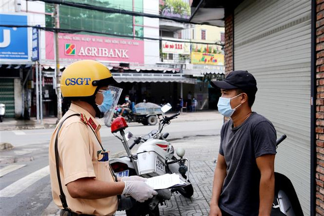 Tình hình cấp bách, TP. HCM yêu cầu siết chặt thực hiện Chỉ thị 16 ảnh 2