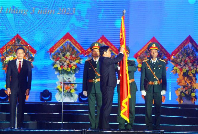 Nghệ An: Thị xã Hoàng Mai hoàn thành nhiệm vụ xây dựng nông thôn mới ảnh 1