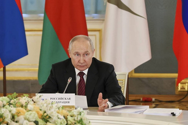 Tổng thống Nga Vladimir Putin. (Nguồn: AP) Nga: EAEU đang trở thành một trong những trung tâm của thế giới đa cực ảnh 1