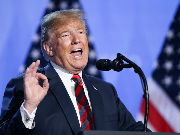 Tổng thống Mỹ Donald Trump coi EU là ''kẻ thù'' thương mại ảnh 1