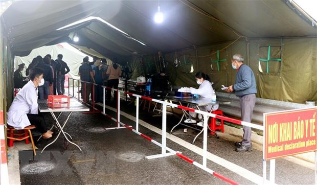 Quảng Ninh khẩn trương truy vết các trường hợp tiếp xúc với ca bệnh ảnh 1