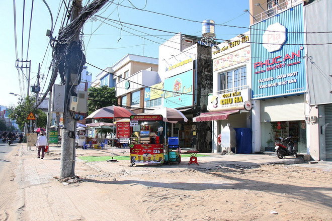 Phần lớn các hộ dân đã bàn giao mặt bằng cho chủ đầu tư. (Ảnh: Tiến Lực/TTXVN) ttxvn_2006_tham luong (2).jpg
