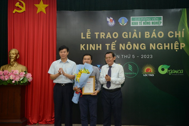 Trao Giải báo chí Kinh tế nông nghiệp và phát triển nông thôn năm 2023 ảnh 2