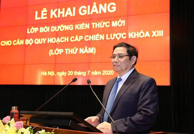 Khai giảng Lớp bồi dưỡng cho cán bộ quy hoạch cấp chiến lược khóa XIII ảnh 1