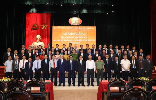 Khai giảng Lớp bồi dưỡng cho cán bộ quy hoạch cấp chiến lược khóa XIII ảnh 2