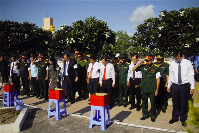 Truy điệu, cải táng 99 hài cốt liệt sỹ quân tình nguyện Việt Nam ảnh 3