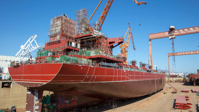 Các đơn đặt hàng mới trong ngành đóng tàu của Trung Quốc chiếm 53,6% tổng số lượng đơn đặt hàng toàn cầu. (Nguồn: news.cgtn.com) Ngành đóng tàu Trung Quốc tiếp tục dẫn đầu thế giới ảnh 1