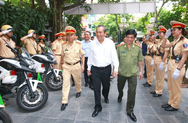 Phối hợp chặt chẽ bảo vệ tuyệt đối an toàn cho cuộc bầu cử ảnh 1