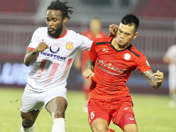 Câu lạc bộ Thành phố Hồ Chí Minh thất thủ 1-2 trước Nam Định FC ảnh 1