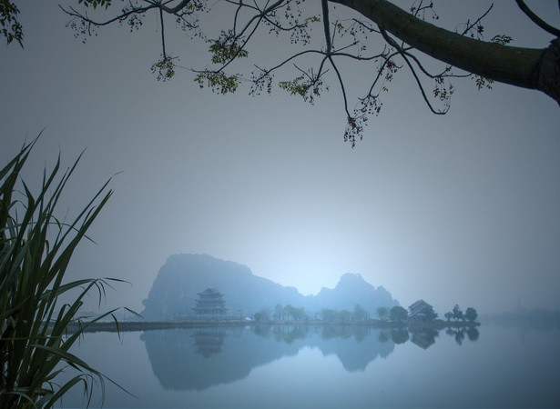 Miền Bắc đêm sẽ có mưa vài nơi, sáng sớm có sương mù nhẹ ảnh 1