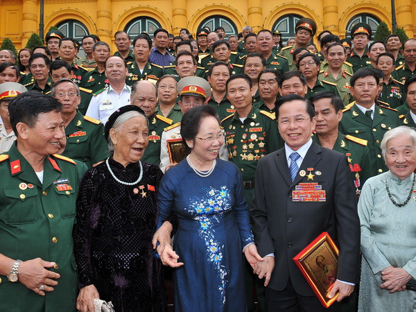 Đảng và Nhà nước luôn chăm lo, nâng cao đời sống người có công ảnh 1