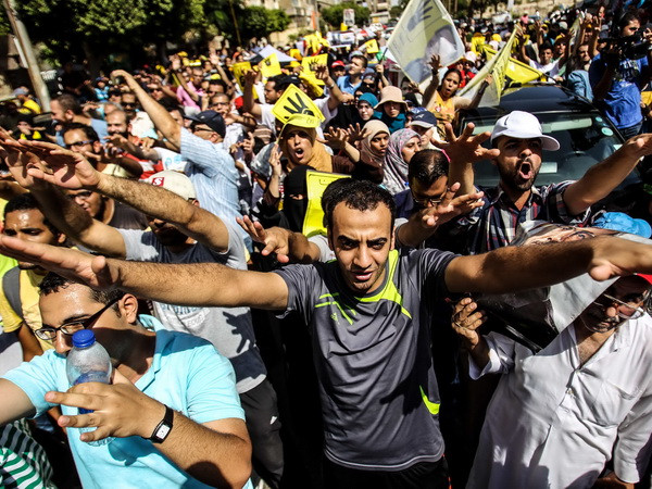 Anh em Hồi giáo tẩy chay cuộc bầu cử tổng thống Ai Cập ảnh 1