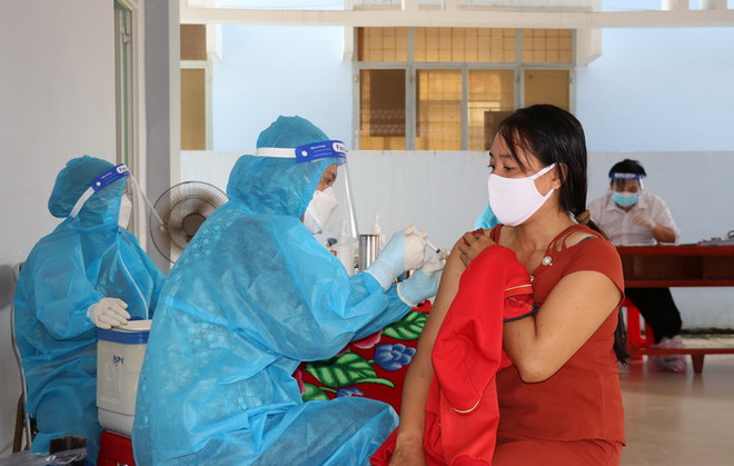 Tiền Giang nâng hiệu quả điều trị, ứng phó dịch trong tình hình mới ảnh 1