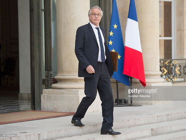 Bộ trưởng Lao động Pháp Francois Rebsamen tuyên bố từ chức ảnh 1